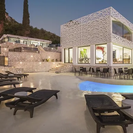 Erolidae Hotel 4*