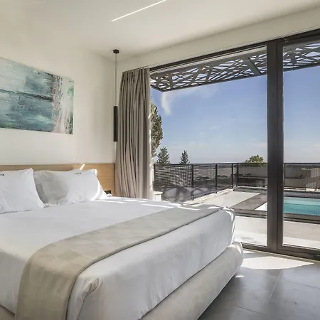 Erolidae Hotel