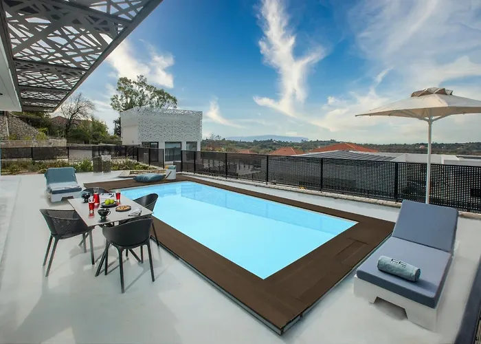 Erolidae Hotel 4*