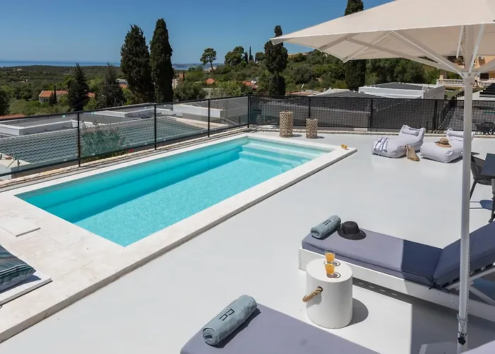 Erolidae Hotel Atsoupades