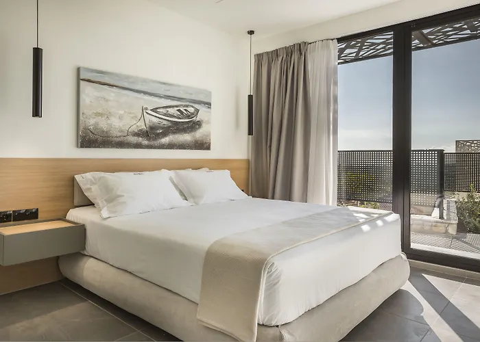 Erolidae Hotel 4*